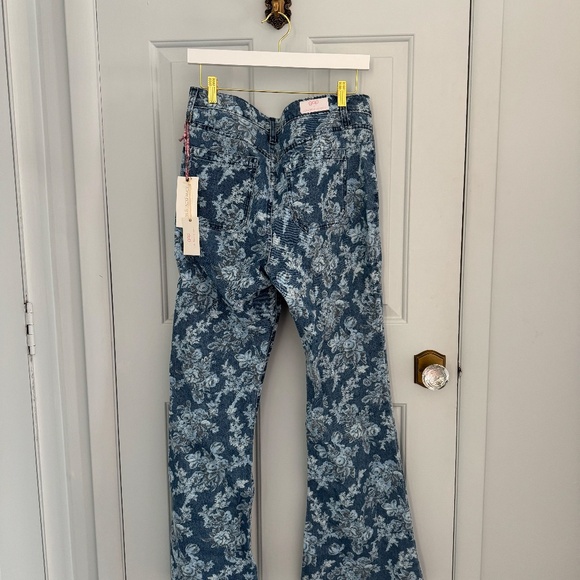 Gap × LoveShackFancy High Rise Floral ‘70s Flare Jeans - Picture 6 of 7